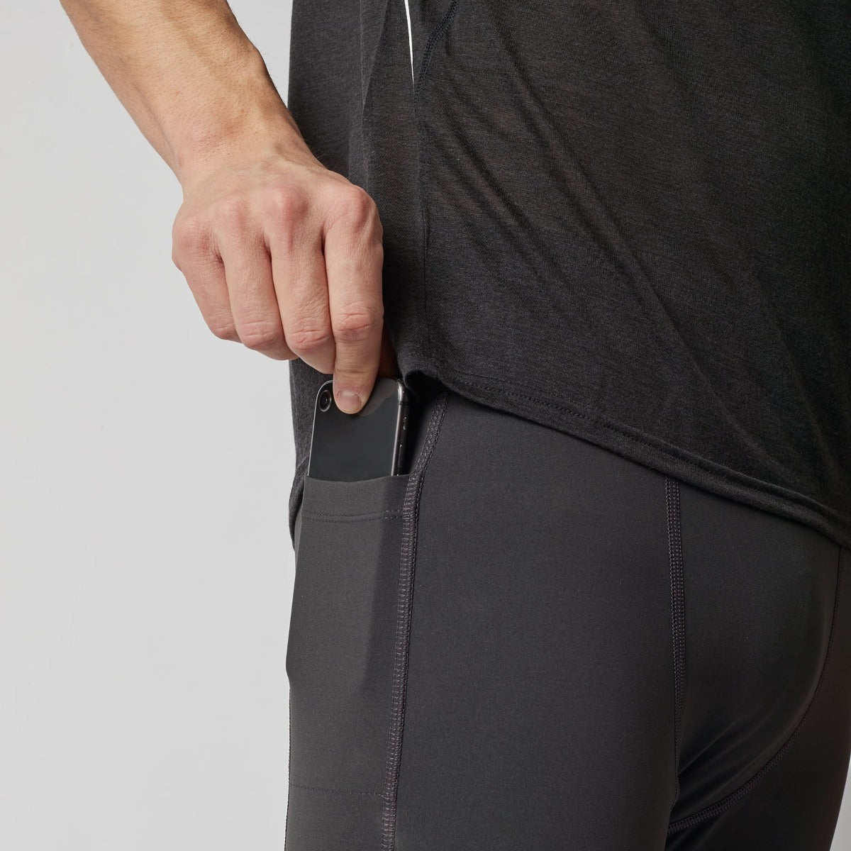 Kurze Lauftights Herren, schwarz, mit Tasche